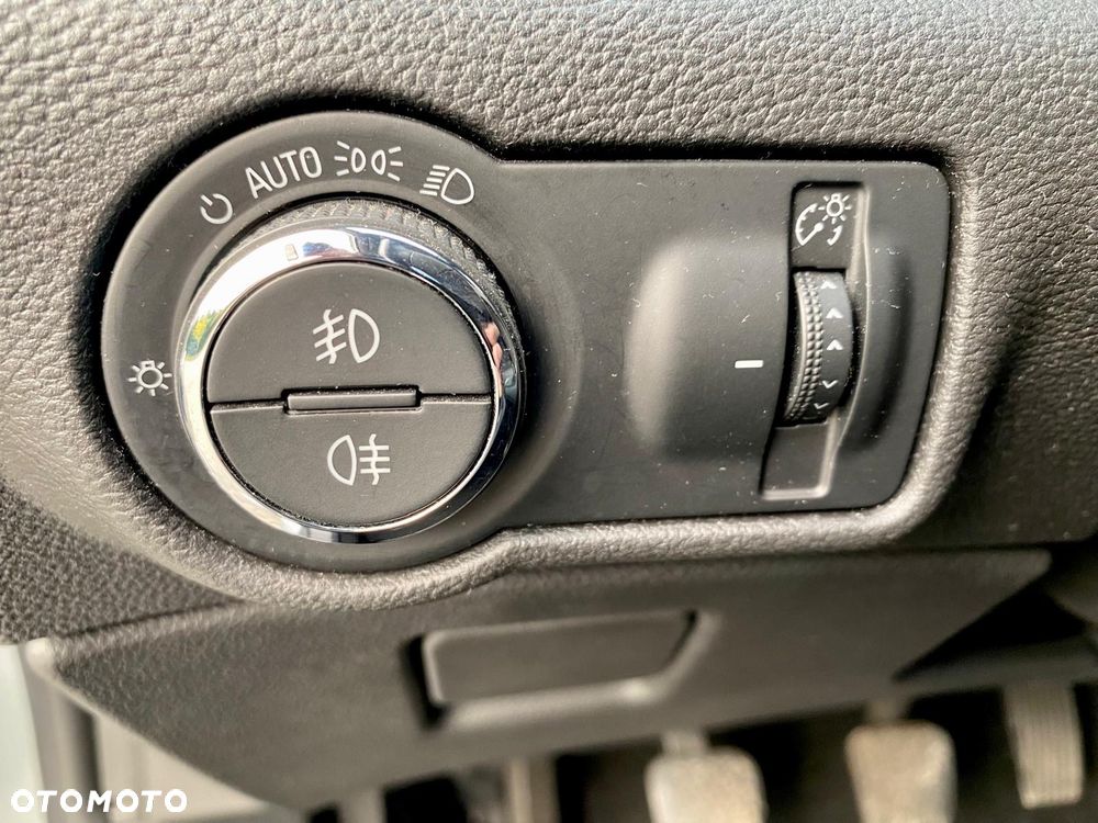 Opel Astra - 17