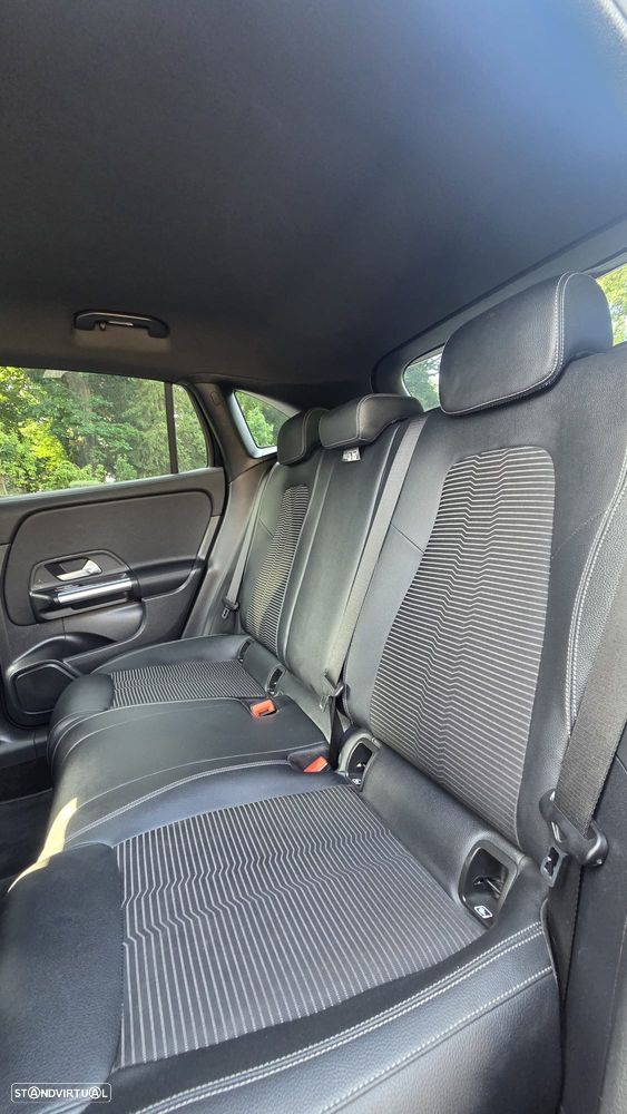 Mercedes-Benz GLA 250 e 8G-DCT AMG Line - 12