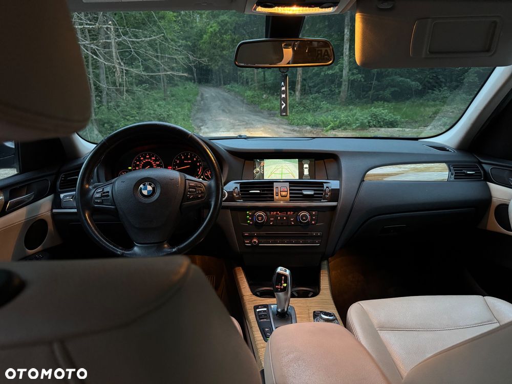 BMW X3 xDrive28i - 9