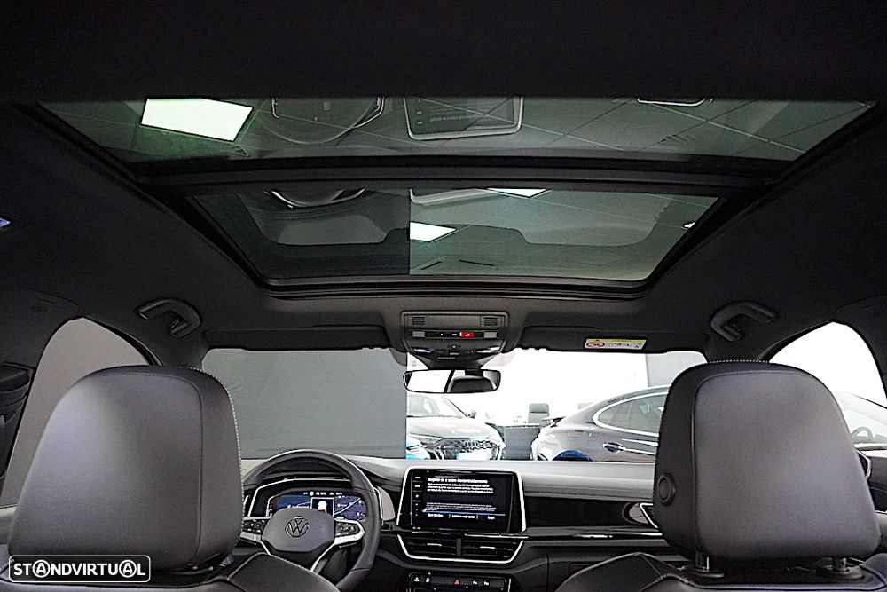 VW T-Roc 2.0 TDI R-Line DSG - 23