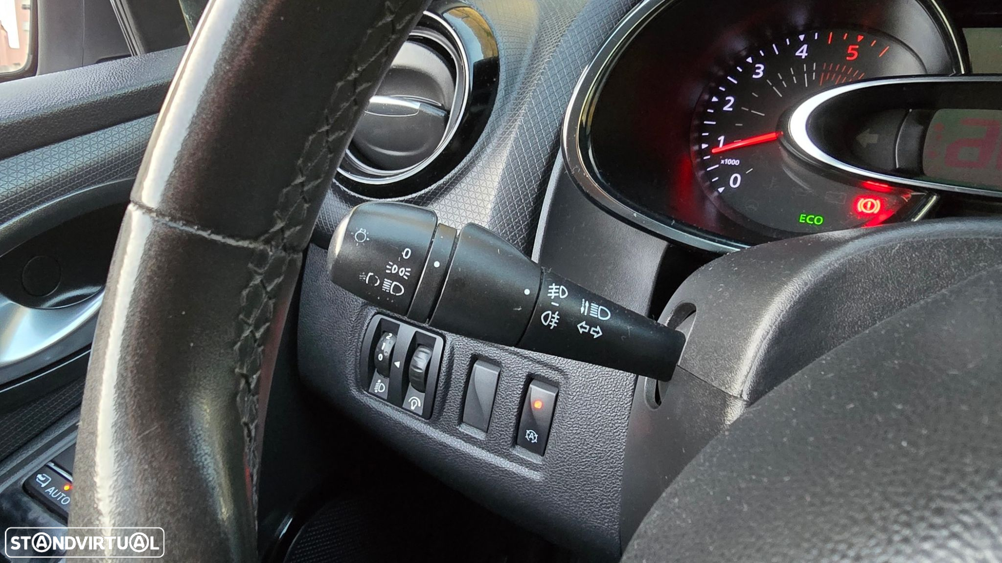 Renault Clio Sport Tourer 1.5 dCi Dynamique S EDC - 14