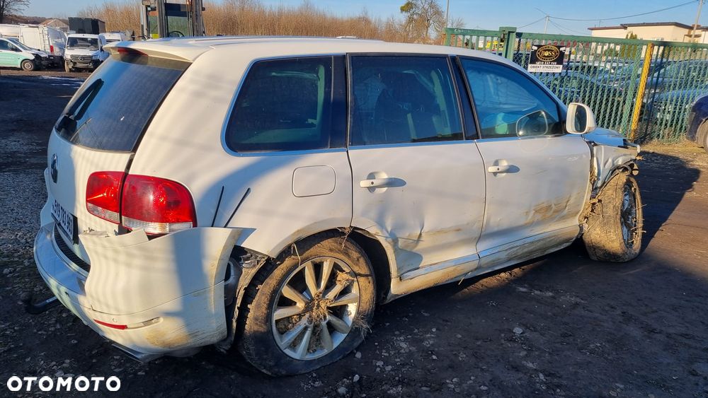 Volkswagen Touareg 5.0 V10 TDI DPF Automatik Exclusive Edition - 8