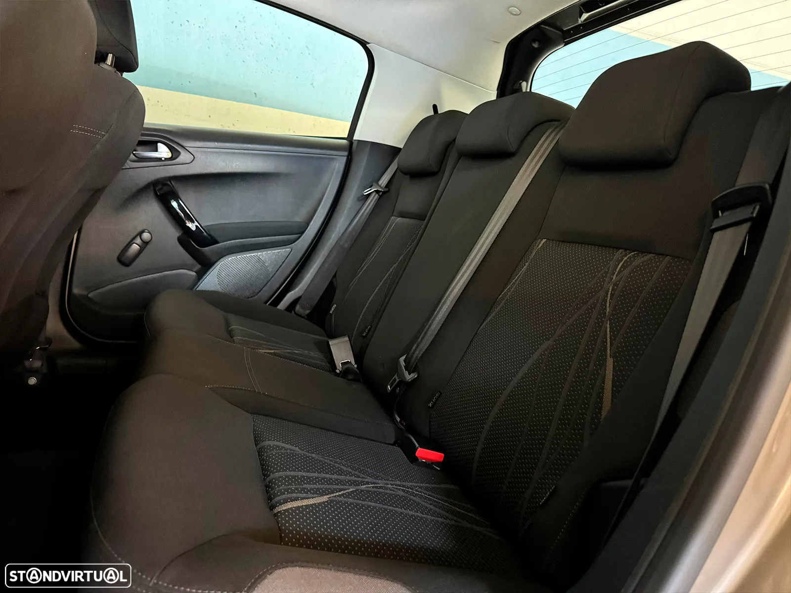 Peugeot 208 1.0 VTi Active - 11