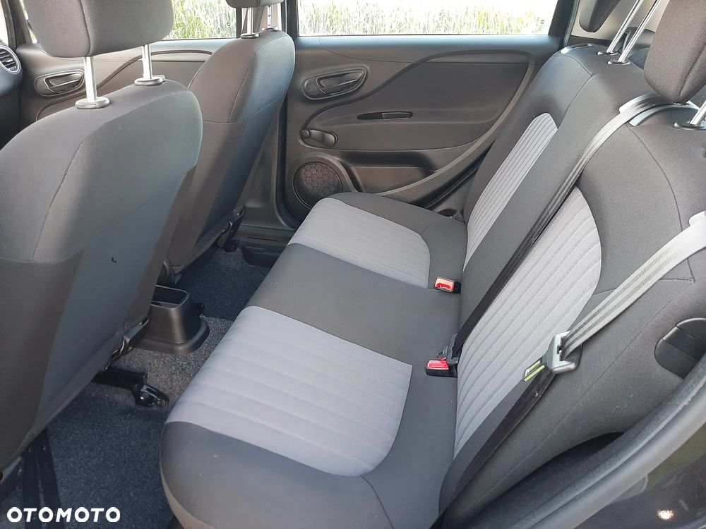 Fiat Punto Evo 1.2 8V More - 19
