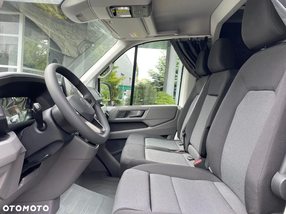 Volkswagen CRAFTER 35 - 9