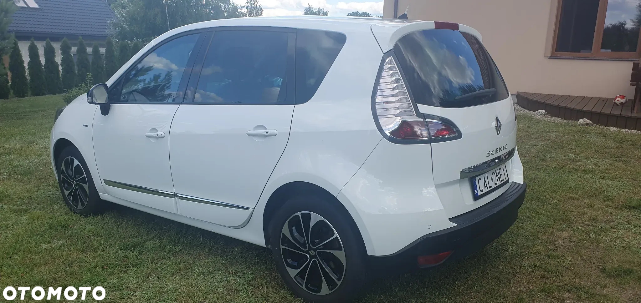Renault Scenic ENERGY TCe 115 Bose Edition - 30
