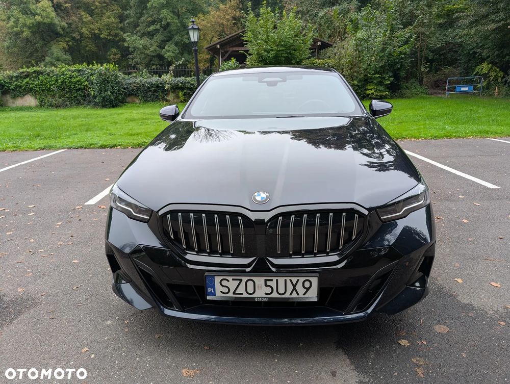 BMW Seria 5 520i - 4
