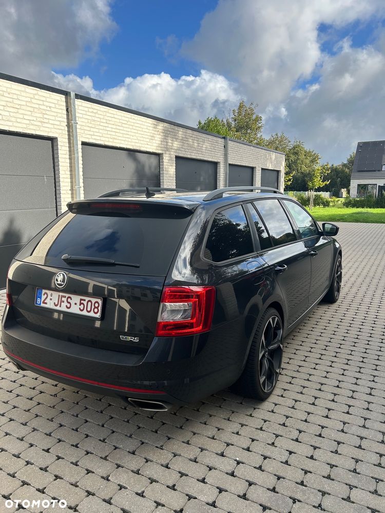 Skoda Octavia 2.0 TSI RS - 14