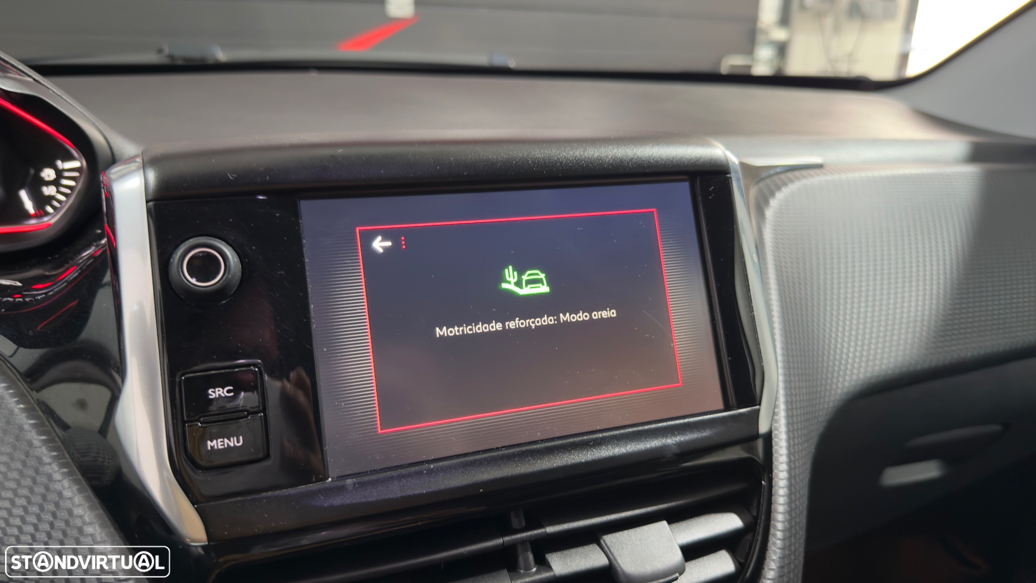 Peugeot 2008 1.2 PureTech GT Line - 27