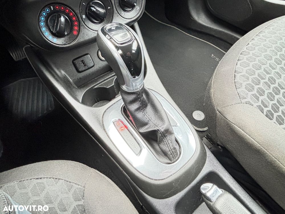 Opel Corsa 1.4 ECOTEC Aut. Cosmo - 9