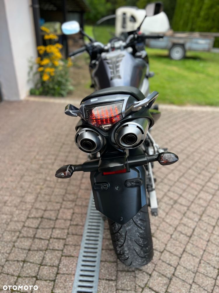 Yamaha FZ6 - 12