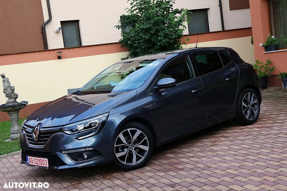 Renault Megane ENERGY dCi 110 Start & Stop Bose Edition - 2