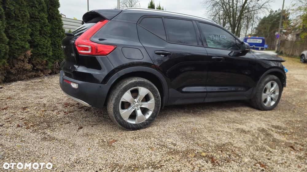 Volvo XC 40 T5 AWD Momentum - 7