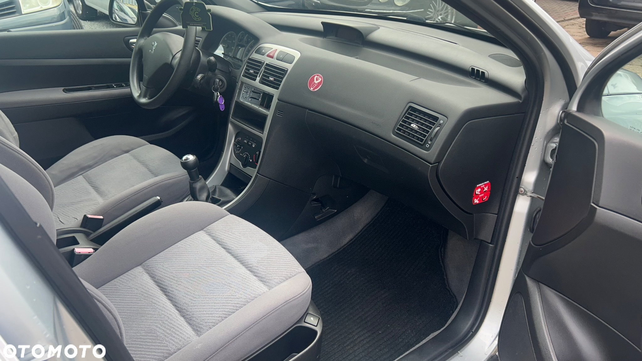 Peugeot 307 - 15