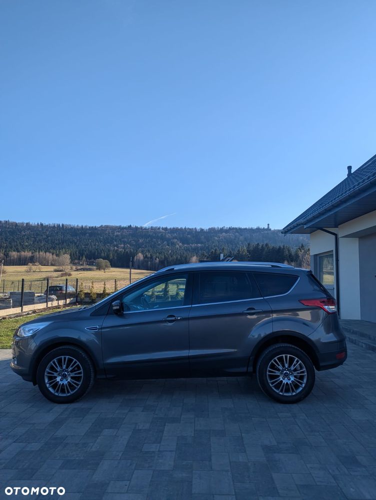 Ford Kuga 1.6 EcoBoost 2x4 Titanium - 7