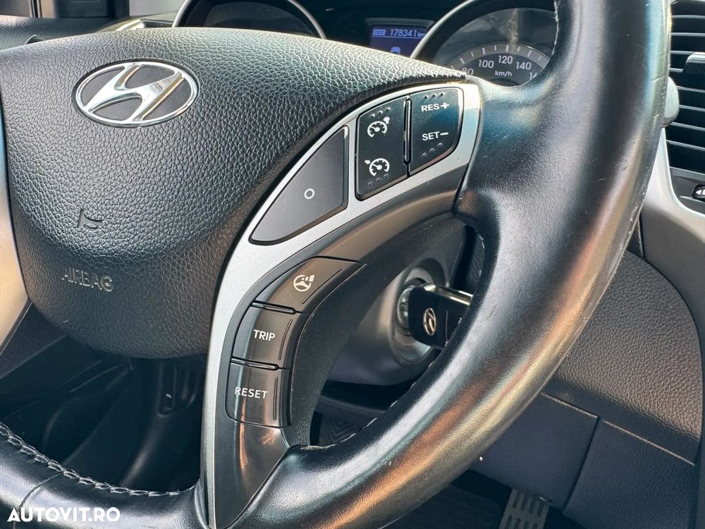 Hyundai i30 - 26