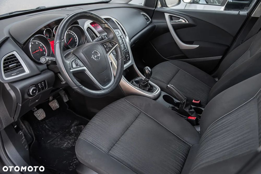Opel Astra - 16
