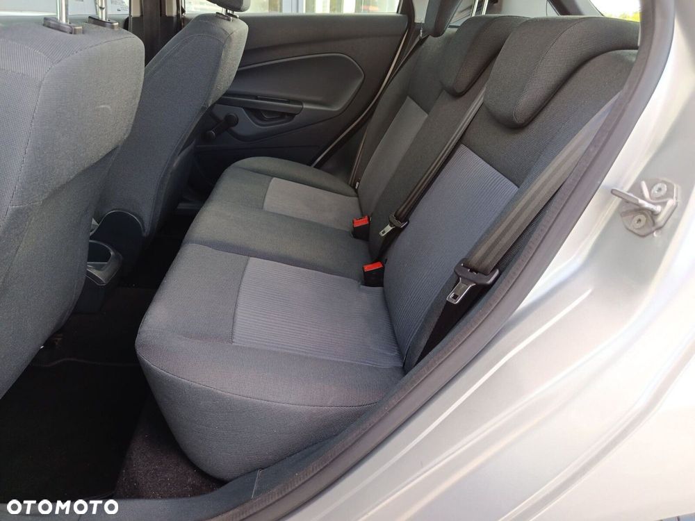 Ford Fiesta 1.25 Ambiente EU5 - 12