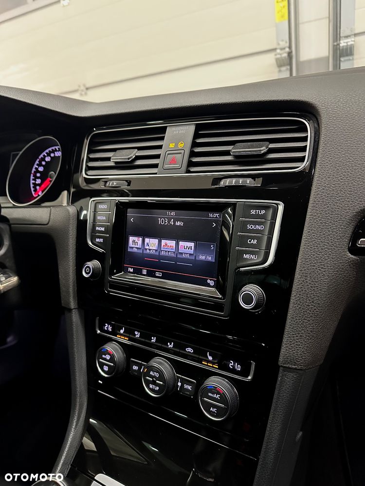 Volkswagen Golf VII 1.4 TSI BMT Comfortline - 12
