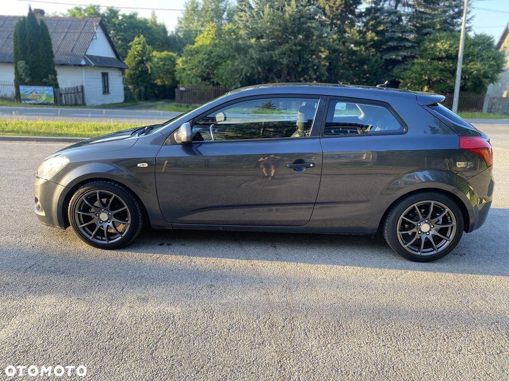 Kia Ceed - 2