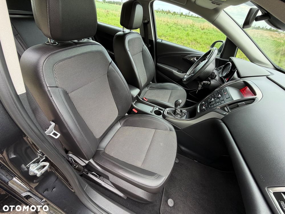 Opel Astra - 12
