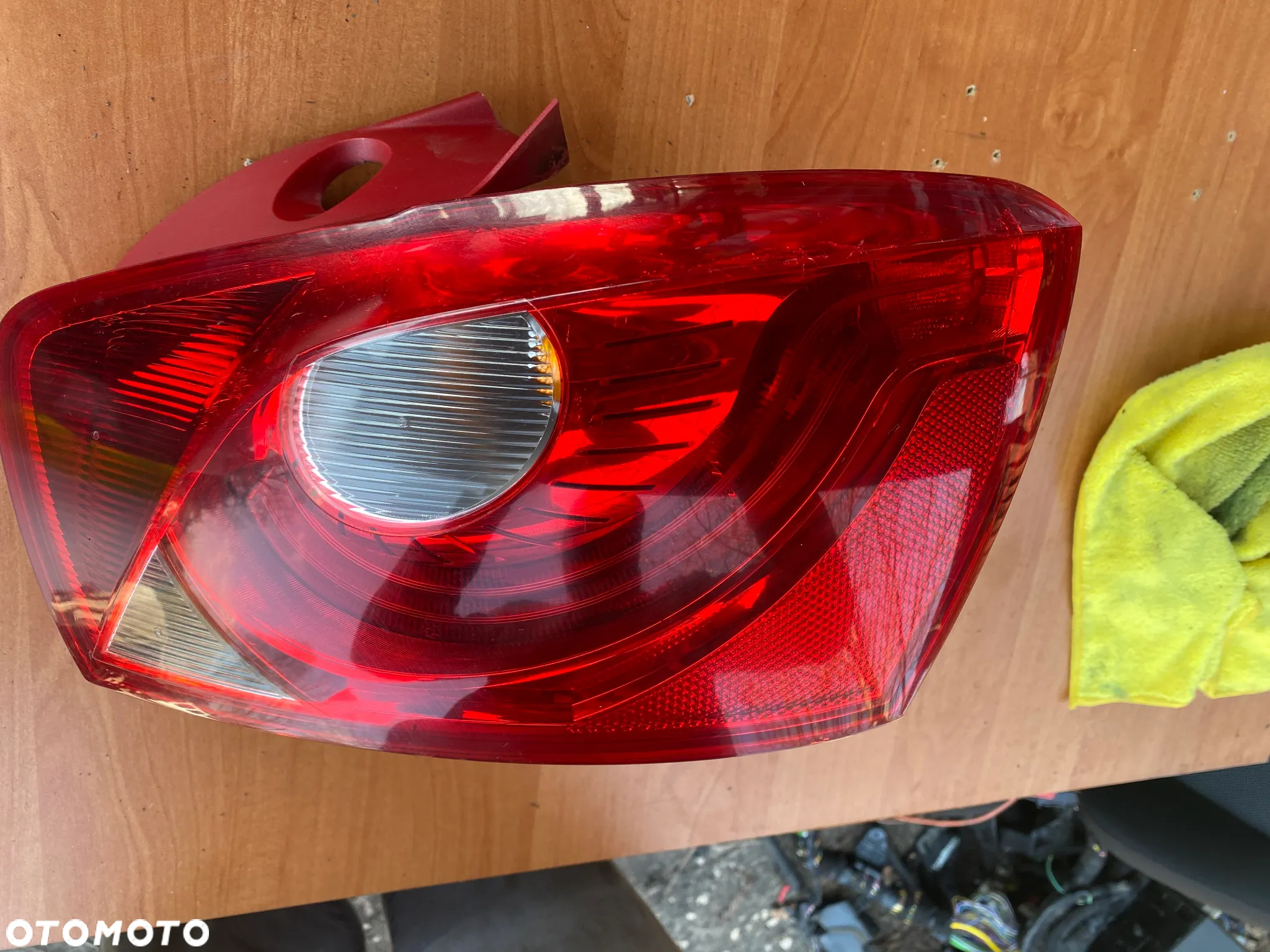 LAMPA TYŁ TYLNA PRAWA LUB LEWA SEAT IBIZA I4 6J4945095C 6J4945096C - 12