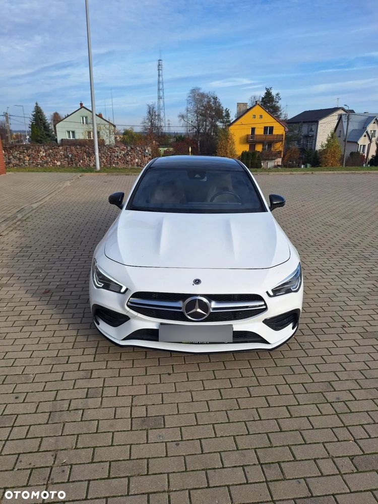 Mercedes-Benz CLA - 4