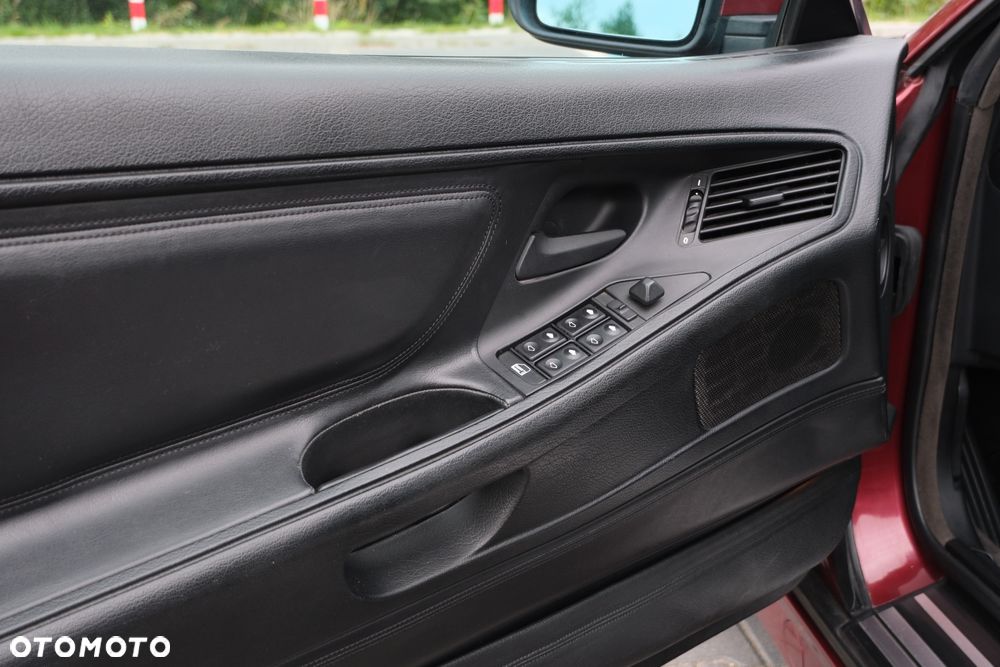 BMW Seria 8 - 24
