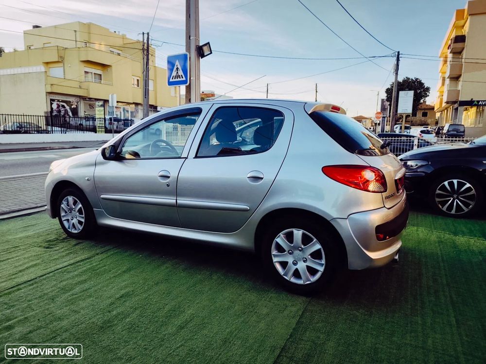Peugeot 206+ 1.1 Trendy - 5