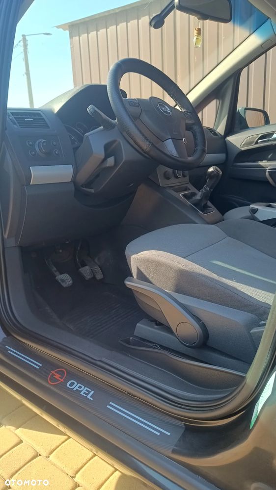 Opel Zafira 1.8 Cosmo - 6