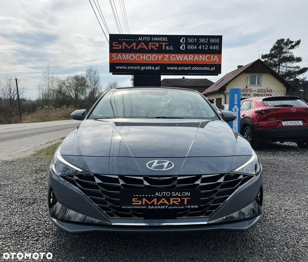 Hyundai Elantra 1.6 Smart CVT - 2