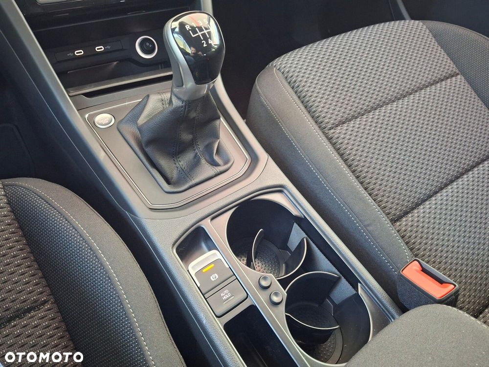 Volkswagen Touran 2.0 TDI BMT SCR Comfortline Plus - 35