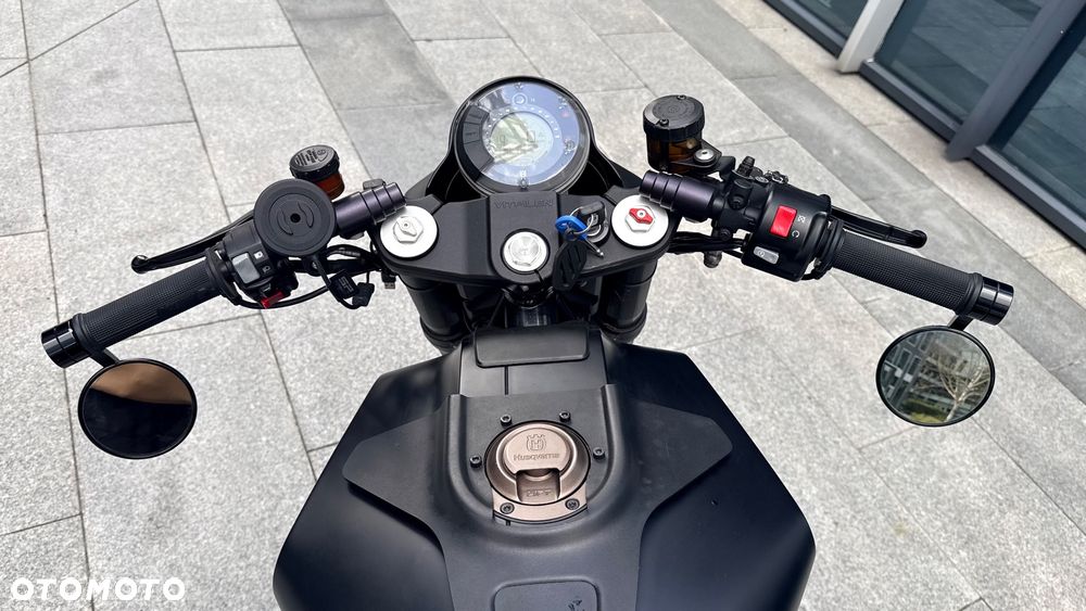 Husqvarna Vitpilen - 6
