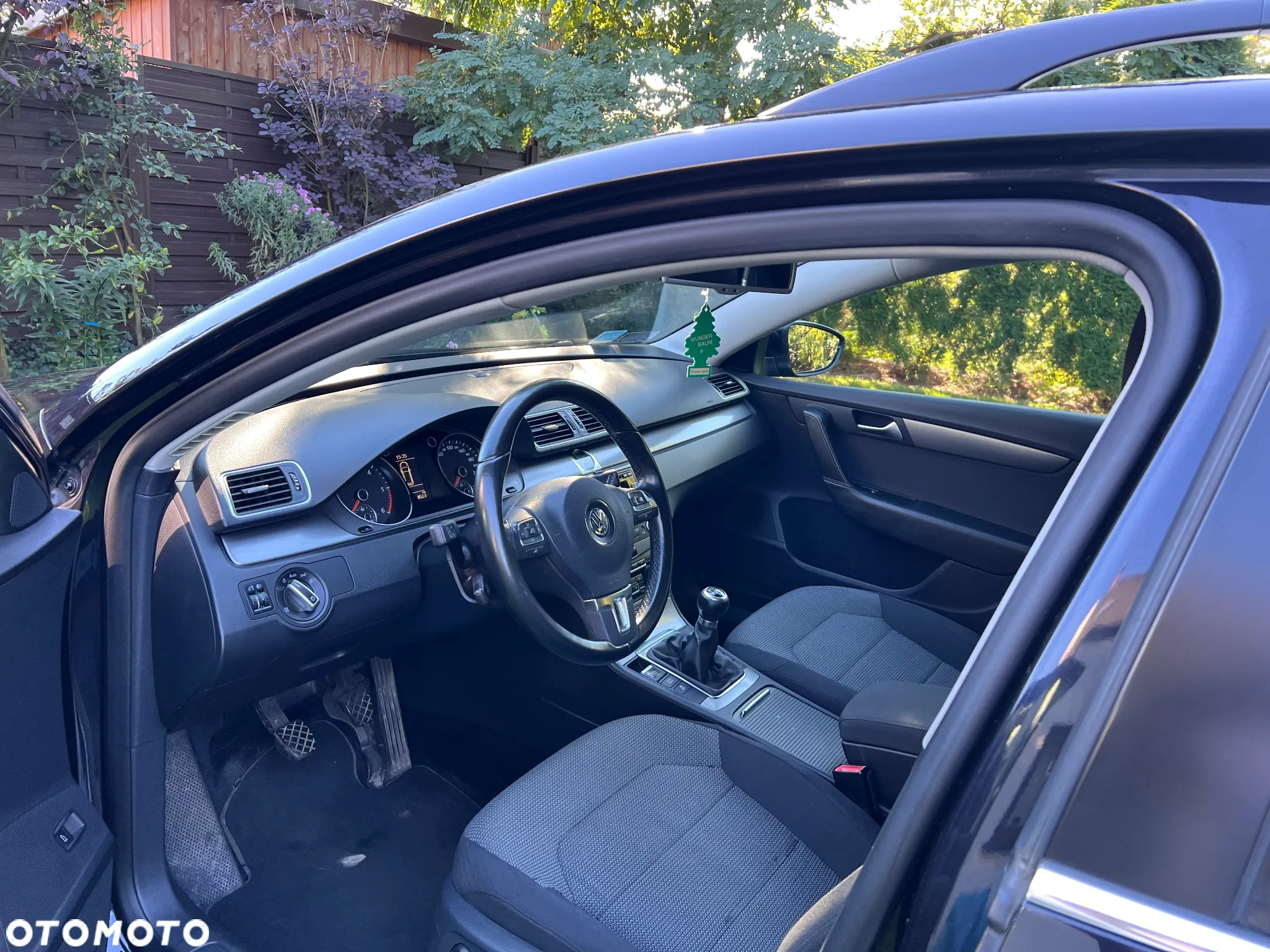 Volkswagen Passat 2.0 TDI Comfortline - 10