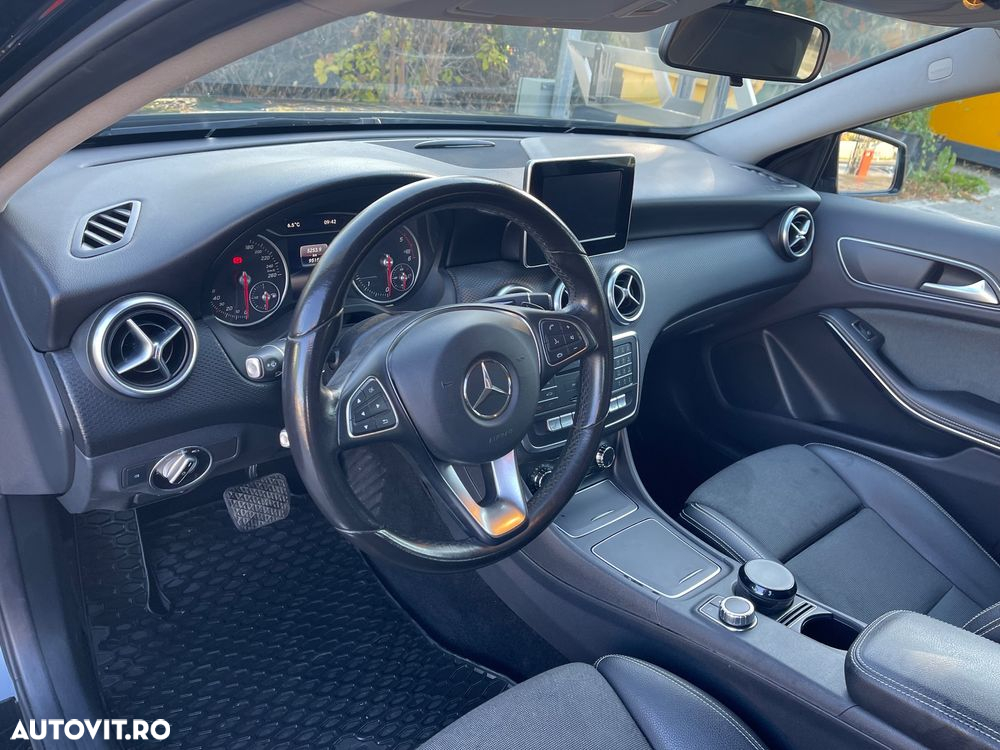 Mercedes-Benz A - 5