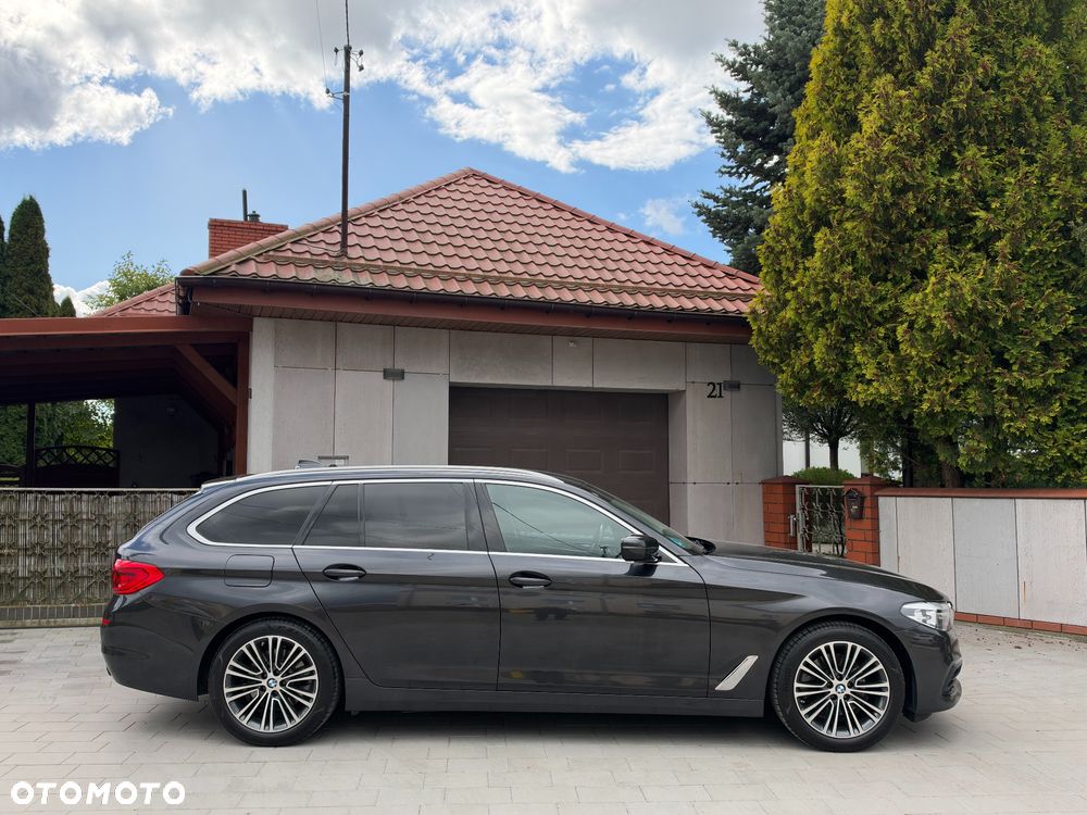 BMW Seria 5 520d Sport Line sport - 12