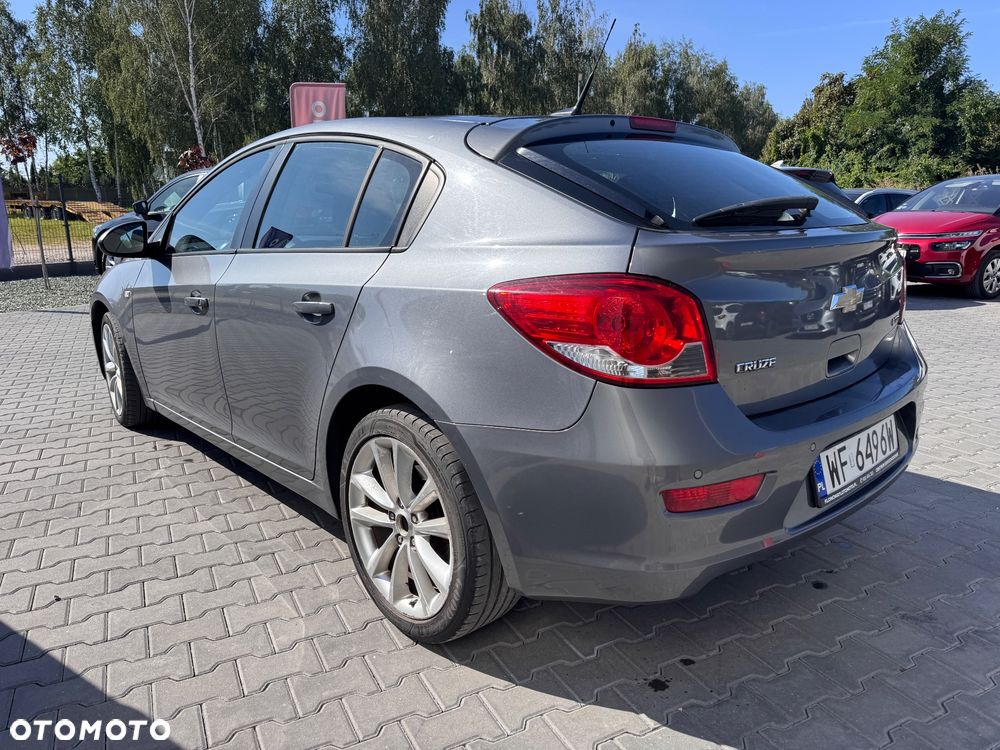 Chevrolet Cruze 2.0 D LTZ - 9
