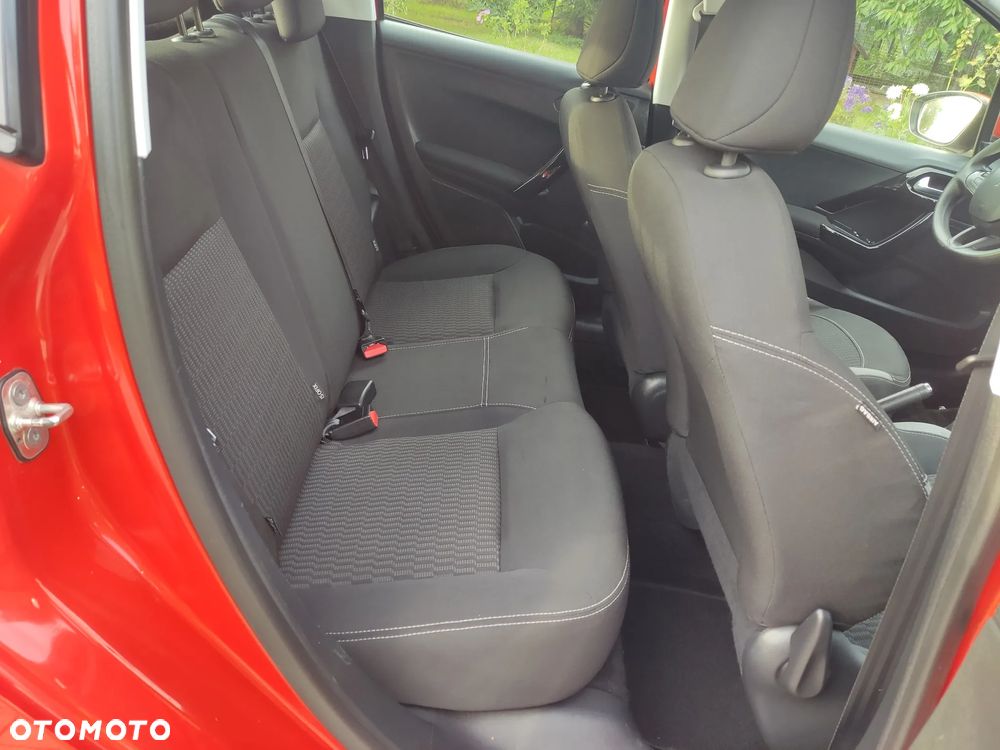 Peugeot 208 1.2 PureTech Active - 22