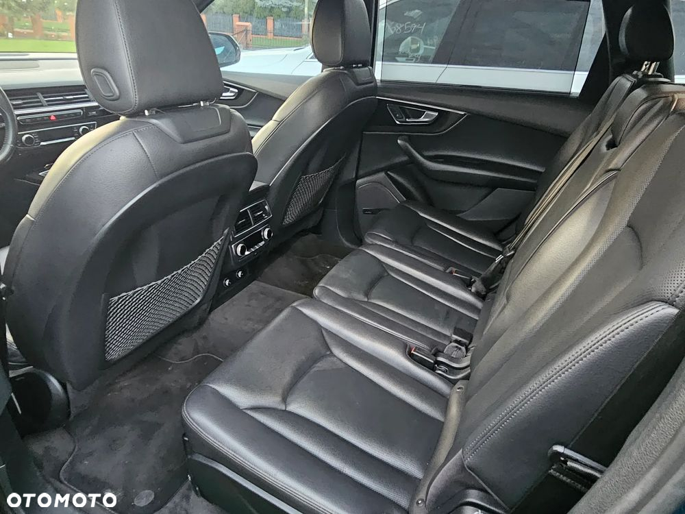 Audi Q7 - 21
