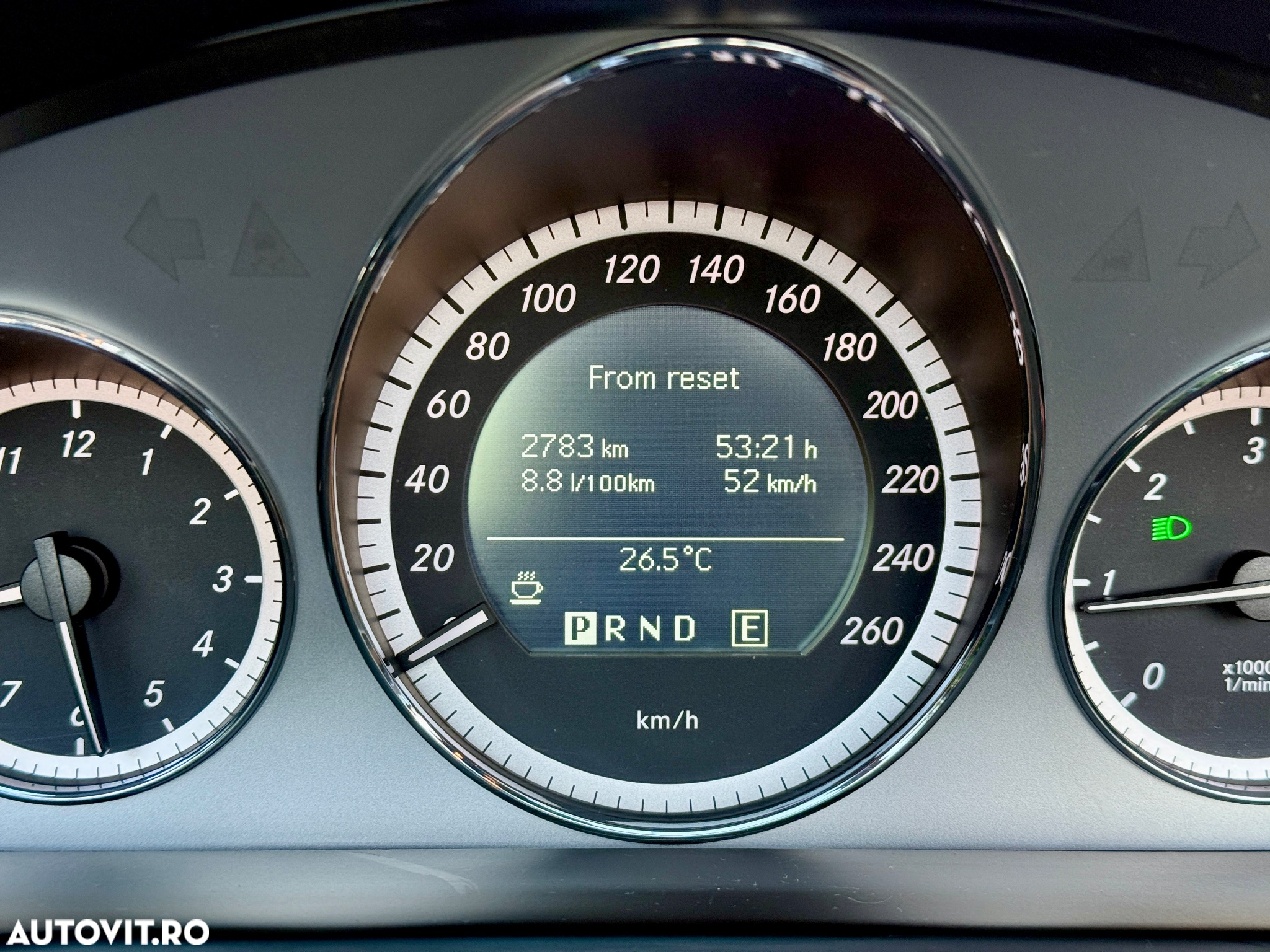 Mercedes-Benz E - 25