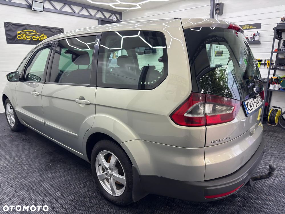 Ford Galaxy 2.0 TDCi Ghia - 3