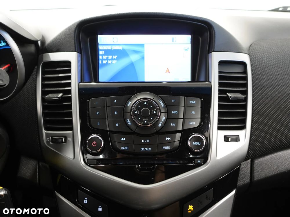 Chevrolet Cruze 1.8 LT - 30