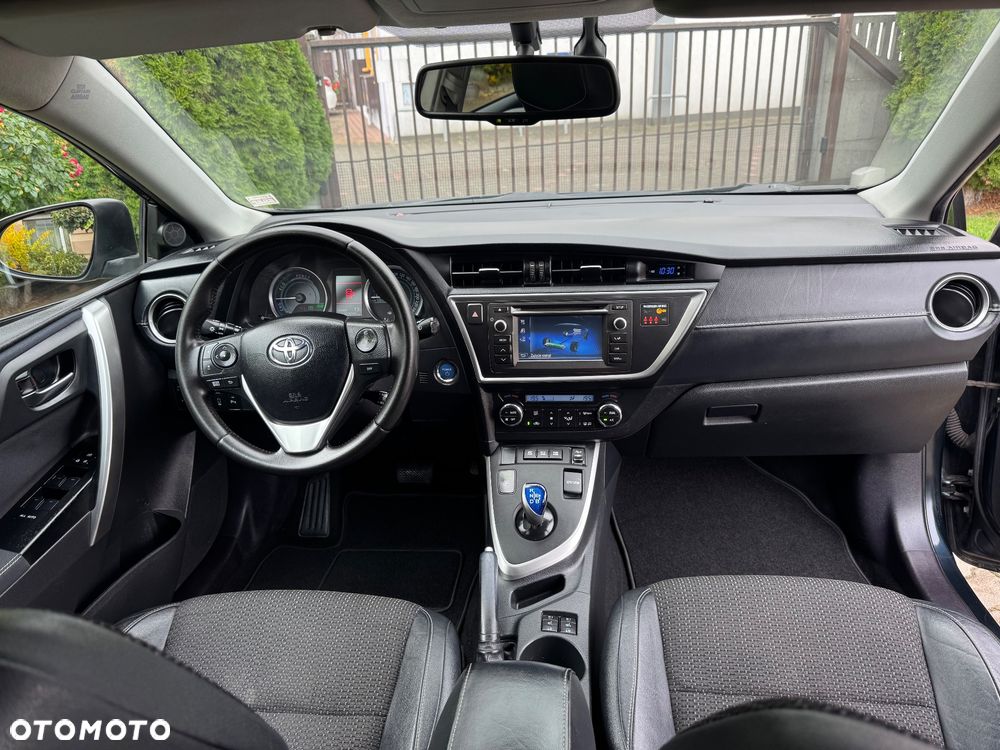 Toyota Auris 1.8 HSD Luna - 18
