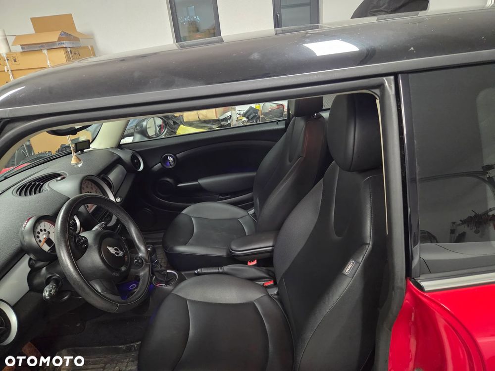 MINI Cooper Standard - 9