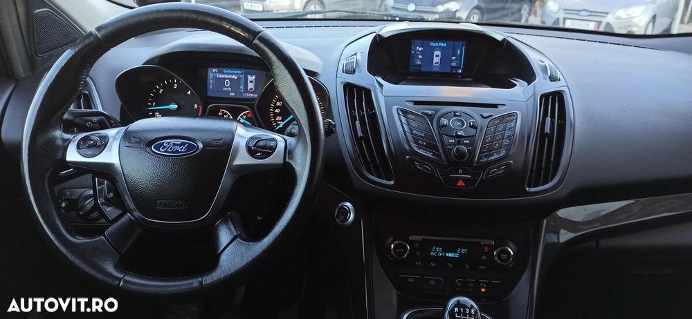 Ford Kuga - 16