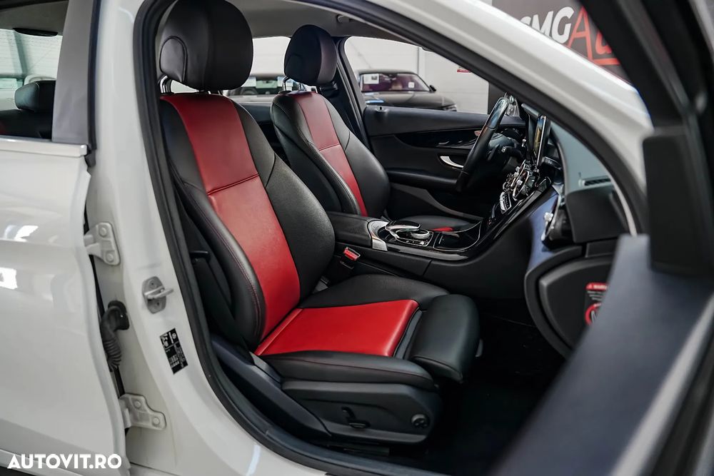Mercedes-Benz C - 8
