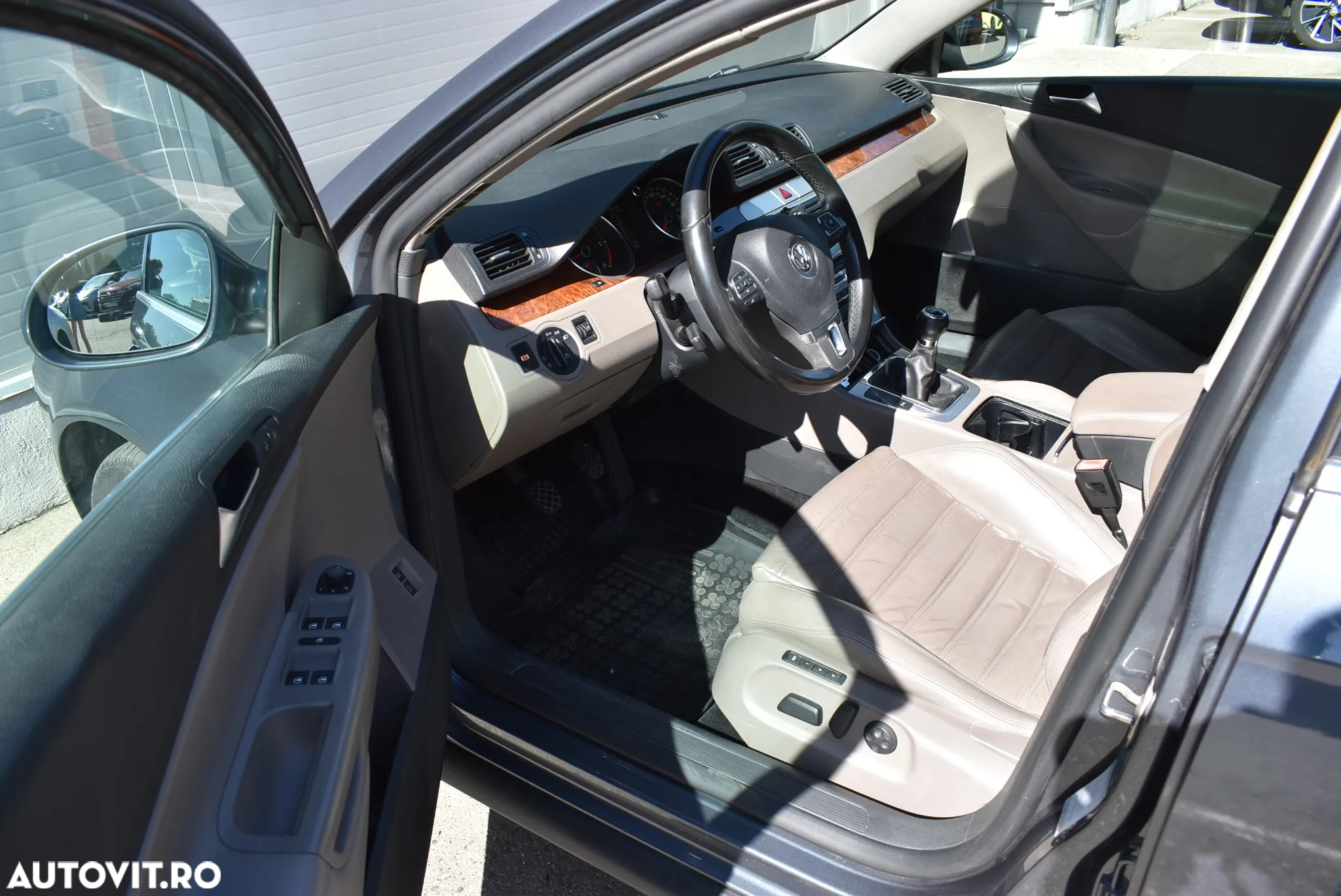 Volkswagen Passat 2.0TDI Highline DPF - 17