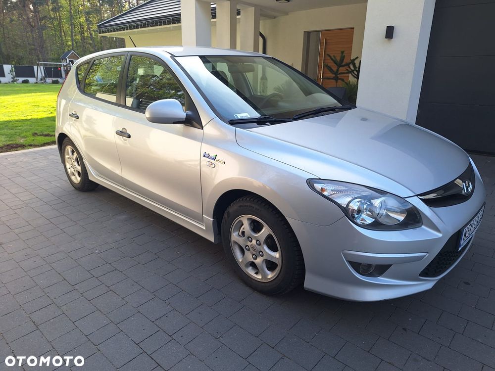 Hyundai i30 1.6 CRDi blue Classic - 2