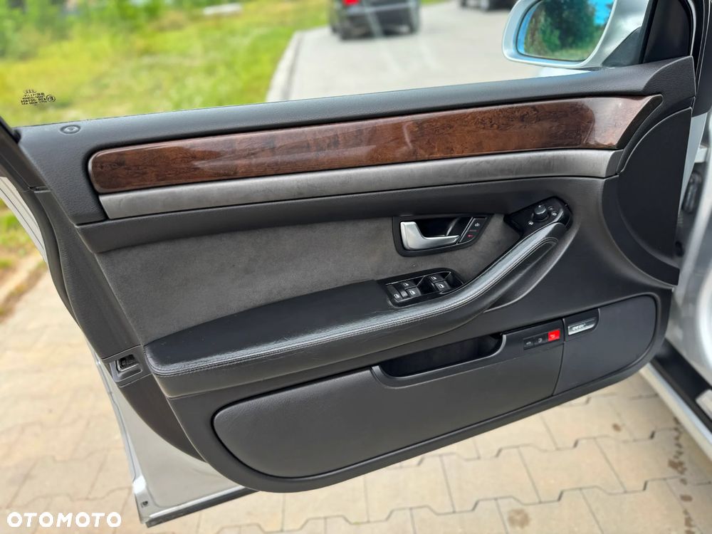 Audi A8 4.2 Quattro Langversion - 22