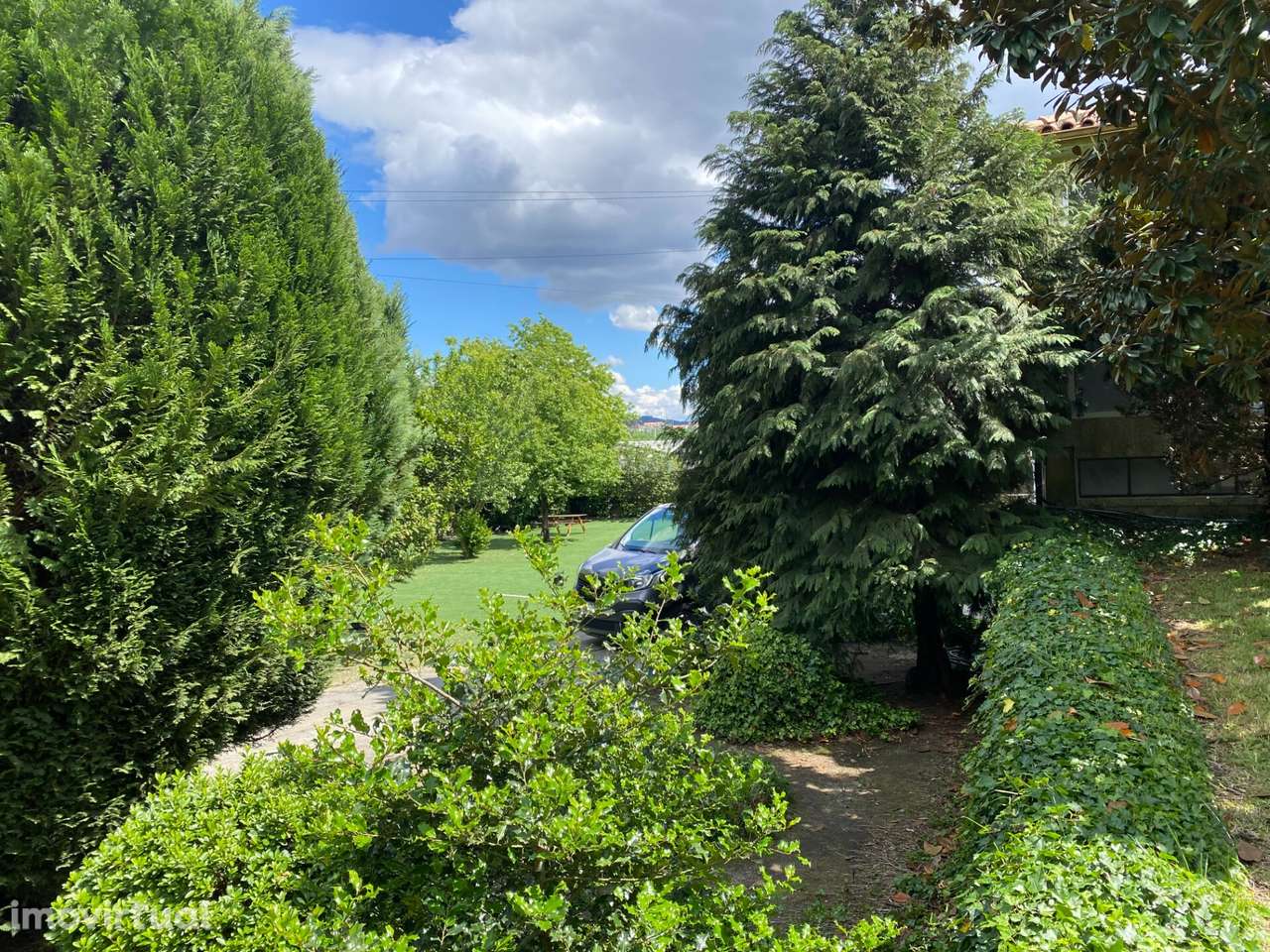 Prédio de escritórios -  Joane, Vila Nova de Famalicão - Grande imagem: 2/26